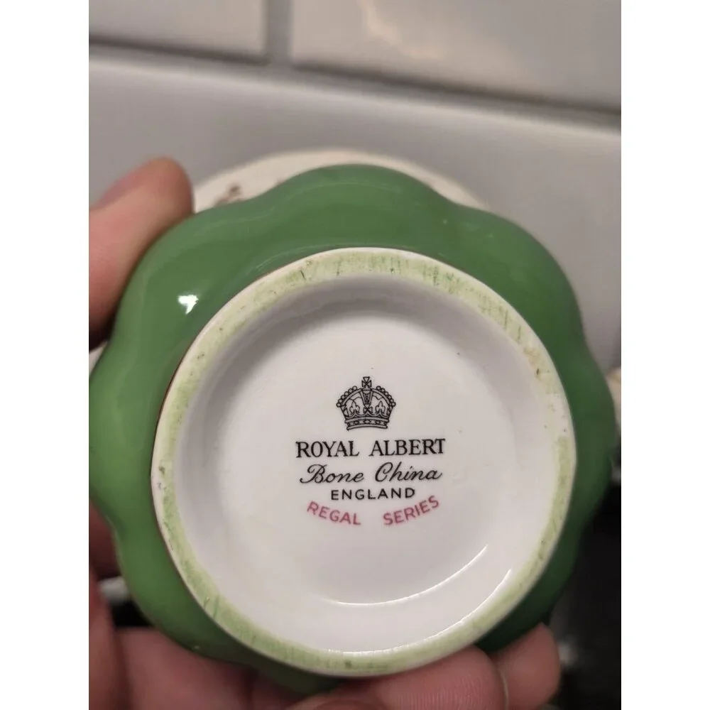 Royal Albert Regal Series Bone China Green Footed Tea Cup Saucer Discontinued - Picture 5 of 7